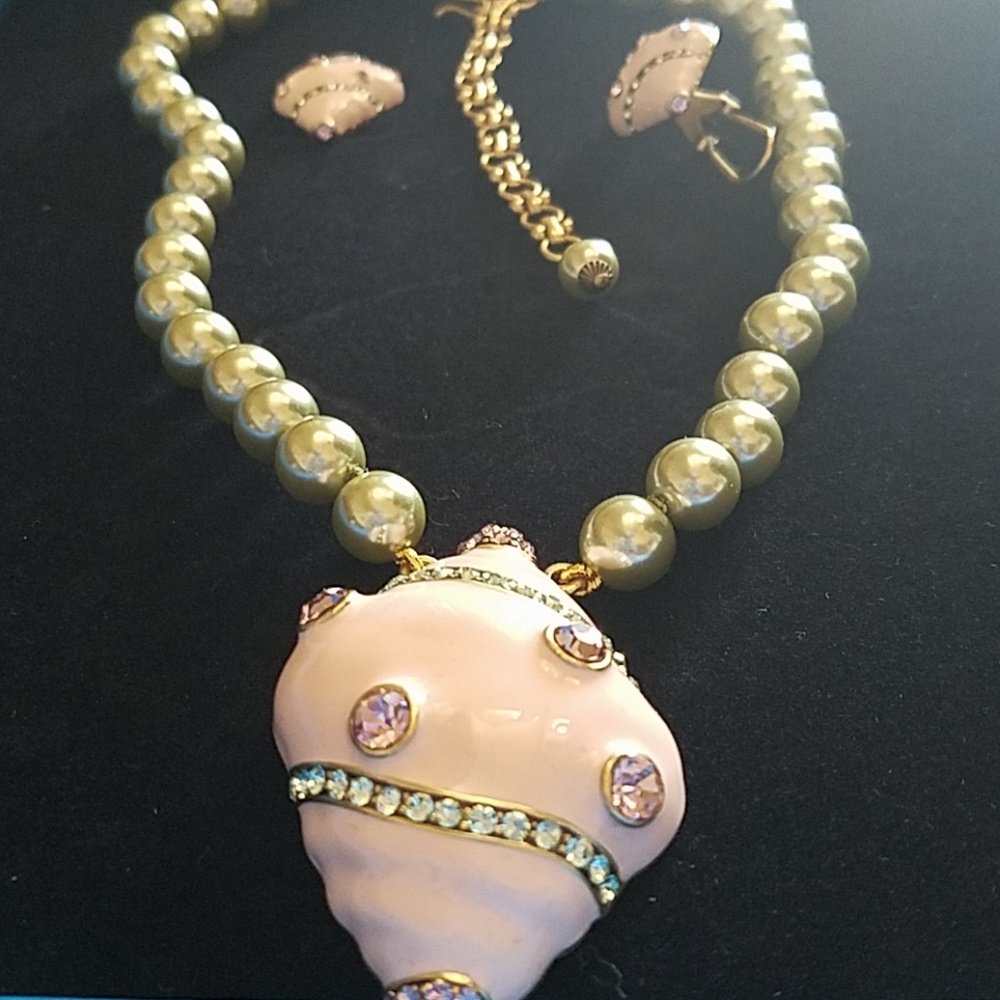 Heidi Daus Simulated Pearl Seashell Set - Picture 2 of 4